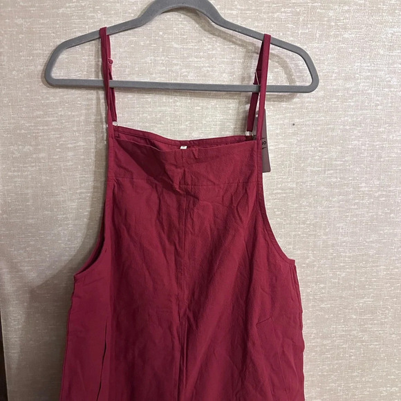 NWT Red Adjustable Straps Wide Leg Romper Jumpsuit Size Medium - Picture 6 of 11